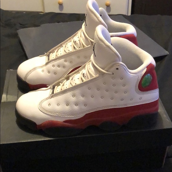 retro cherry 13s - Picture 2 of 4